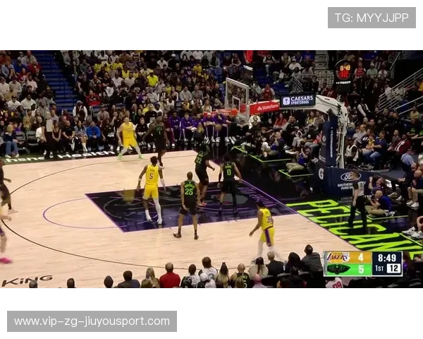 东契奇背身后仰再度命中，全场节奏由他掌控